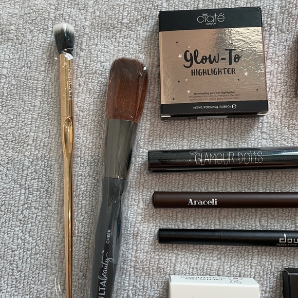 Makeup & Skincare Bundle 14 pieces. NEW - Picture 2 of 7